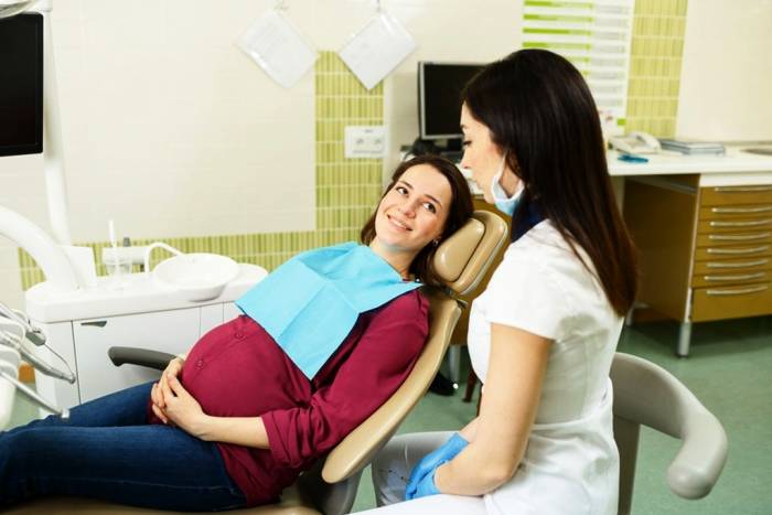 خطرات دندان پوسیده در دوران بارداری
