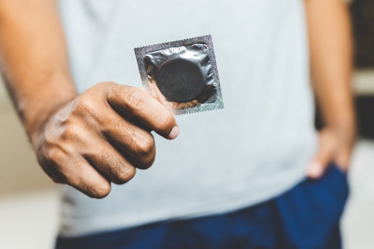 استفاده از کاندوم مناسب برای رابطه جنسی